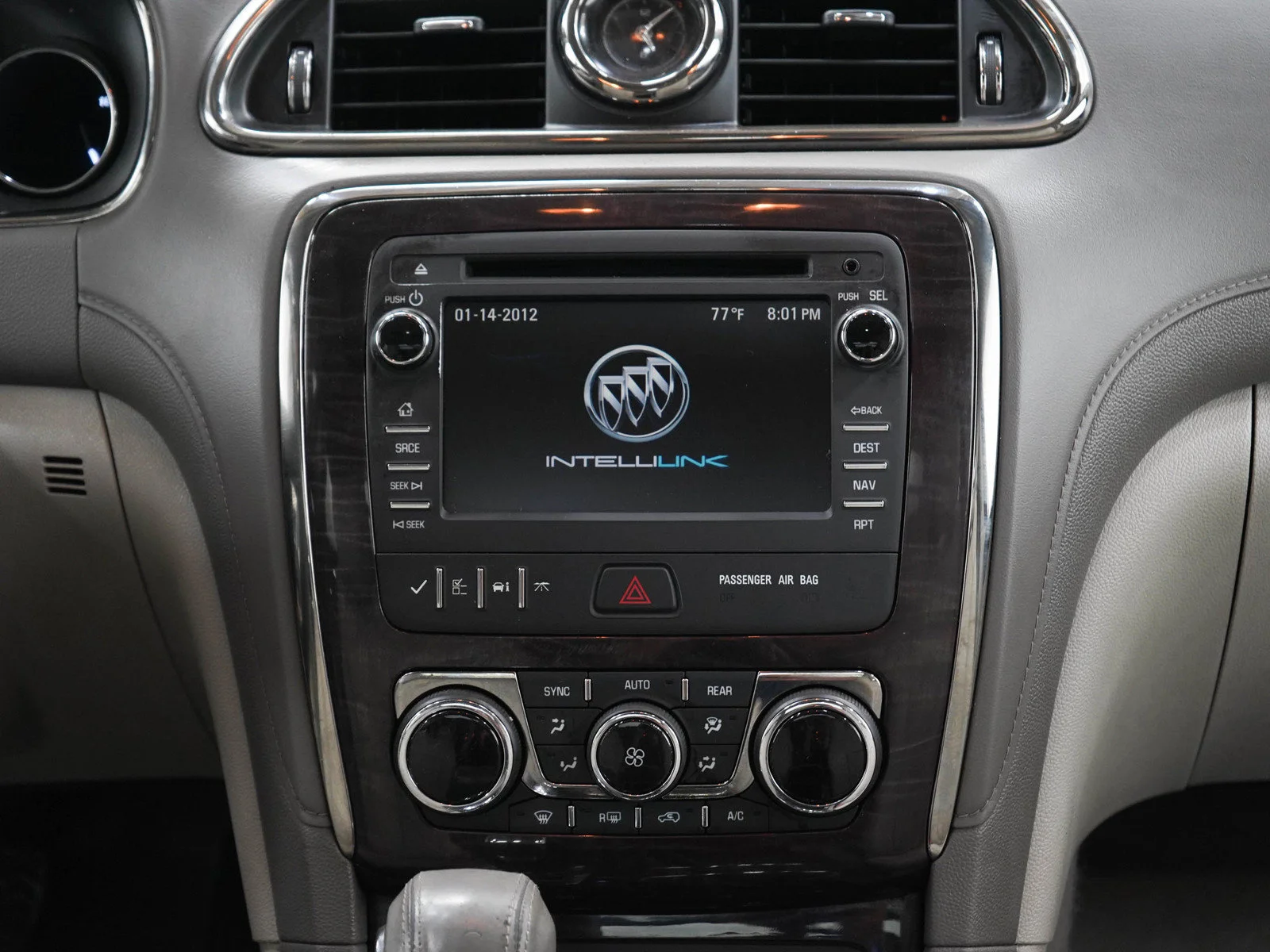 Used 2015 Quicksilver Metallic Buick Leather Group image 15