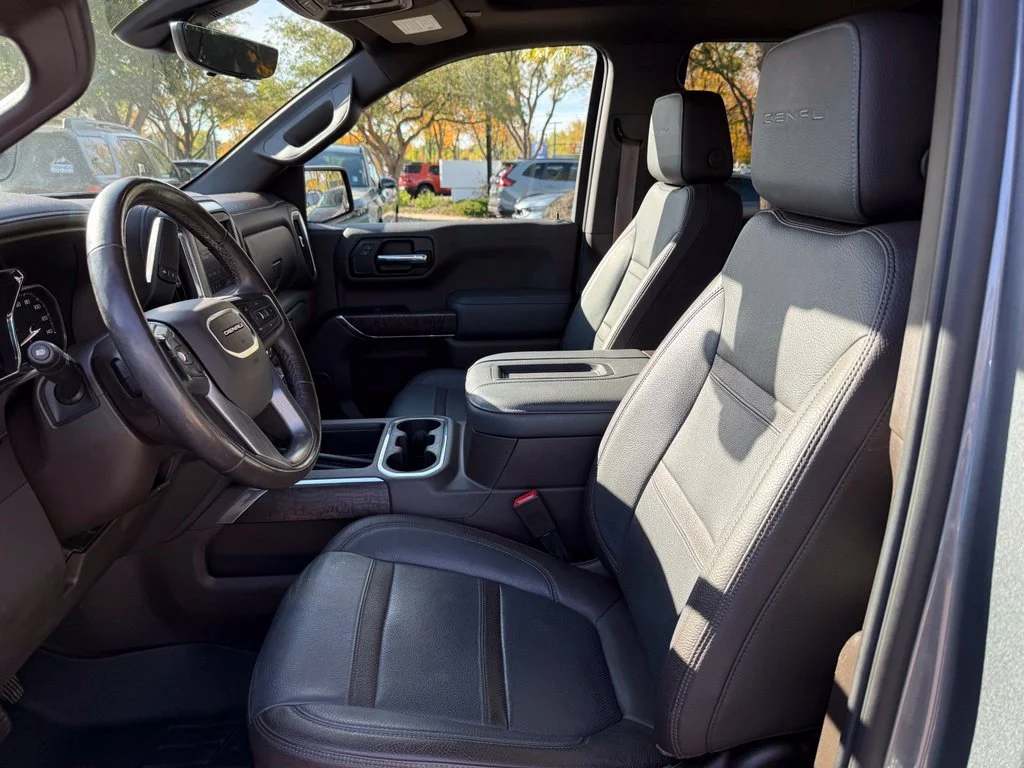 Used 2020 Steel Metallic GMC Denali image 12