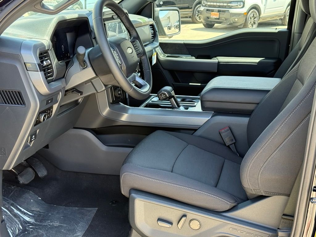 New 2026 Antimatter Blue Metallic Ford XLT image 5