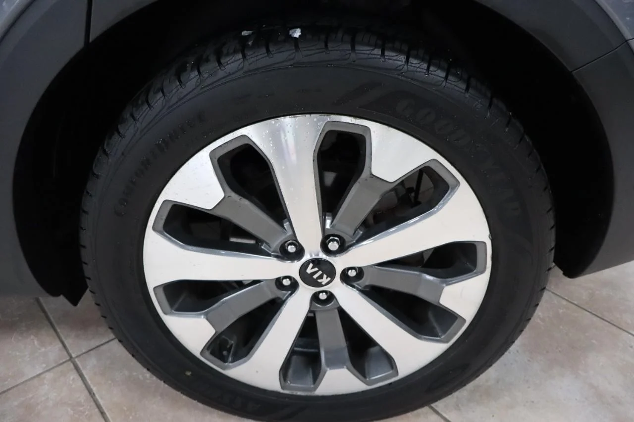 Used 2020 Gravity Gray Kia S image 43