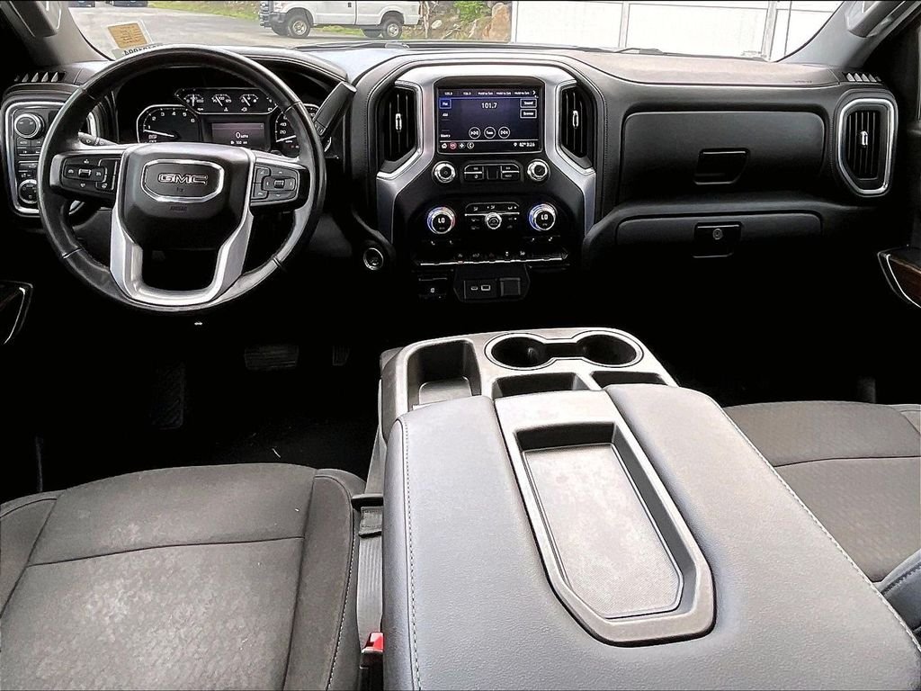 Used 2019 Black GMC SLE image 21