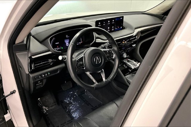 Used 2024 Platinum White Pearl Acura Technology image 16