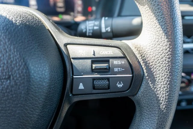 Used 2024 White Honda EX image 25