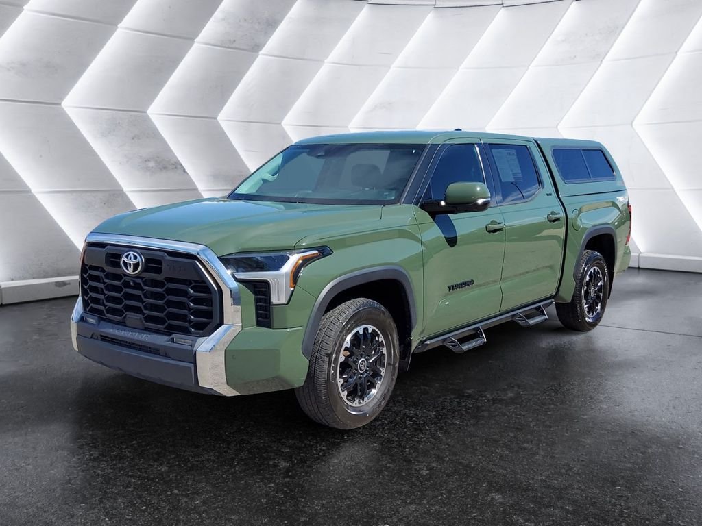 Used 2022 Green Toyota SR5 image 3