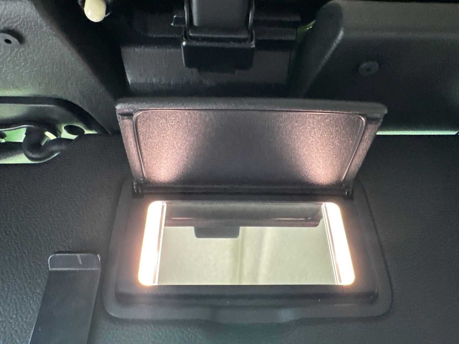 Used 2020 Green Jeep Unlimited Rubicon image 46