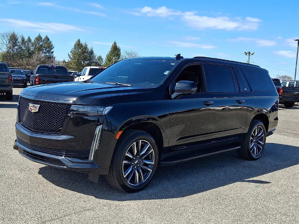 Used 2023 Black Raven Cadillac Sport image 6