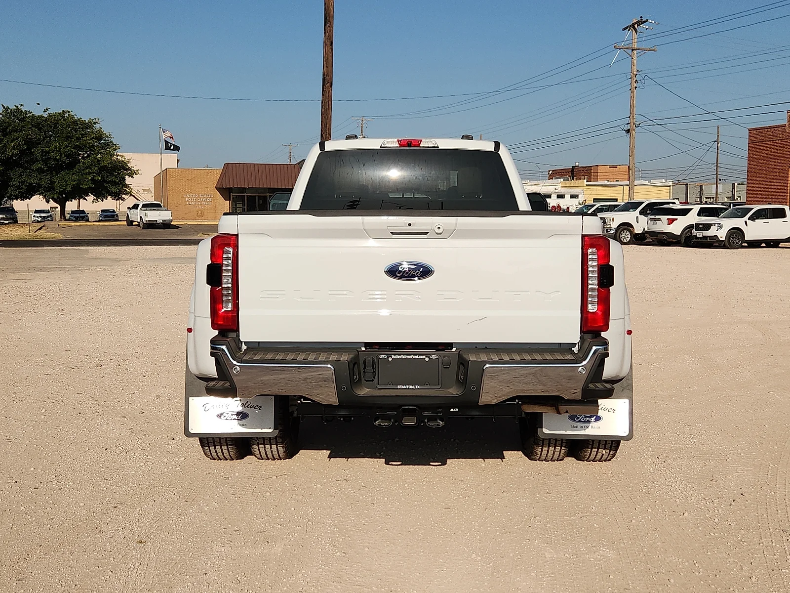 New 2026 Oxford White Ford Lariat image 6