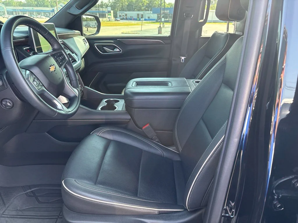 Used 2024 Black Chevrolet Premier image 28