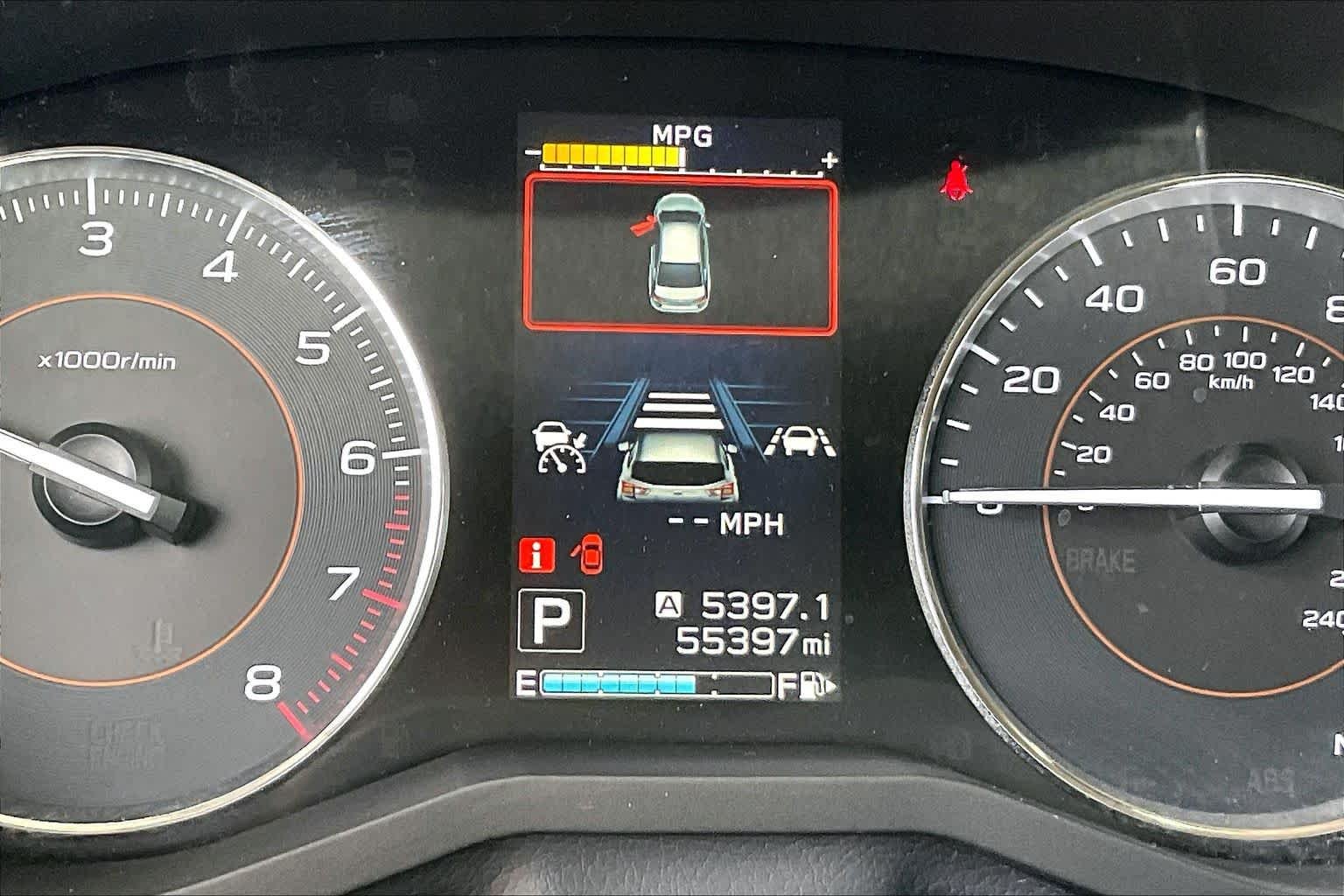 Used 2018 Crystal White Pearl Subaru Limited image 25