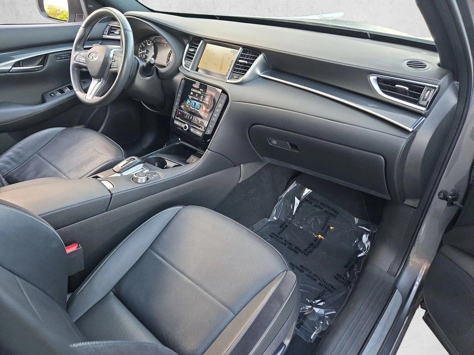 Used 2024 Graphite Shadow INFINITI SPORT image 24