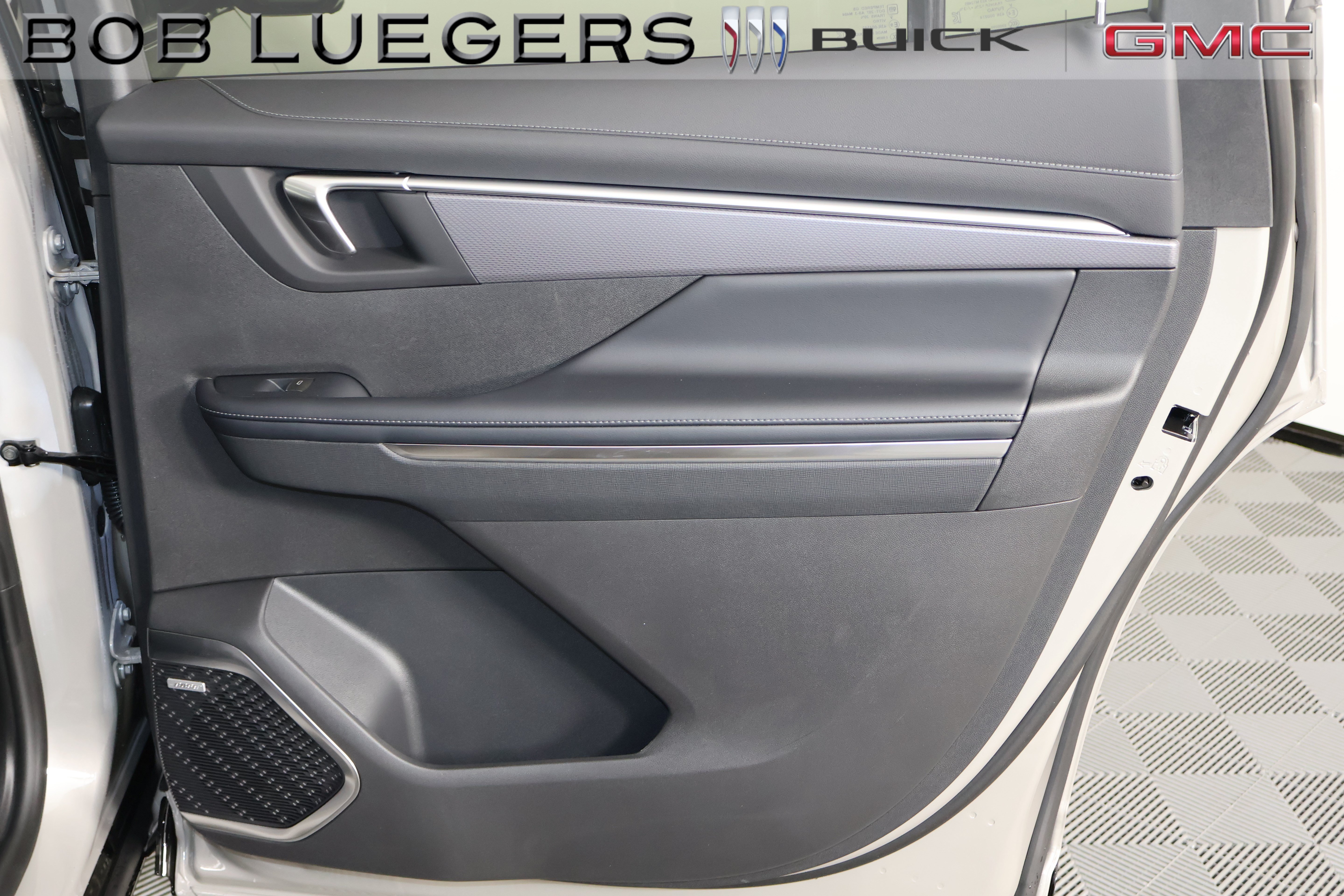 2026 Buick Enclave Sport Touring - Photo 15