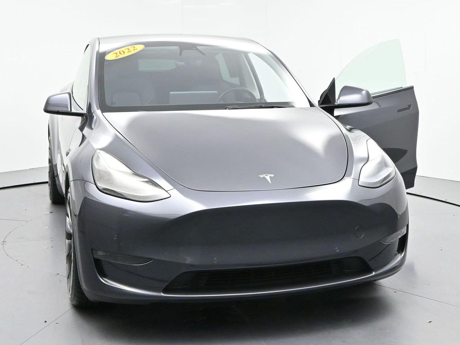 Used 2022 Tesla Model Y Performance with VIN 7SAYGDEF4NF359186 for sale in Hickory, NC