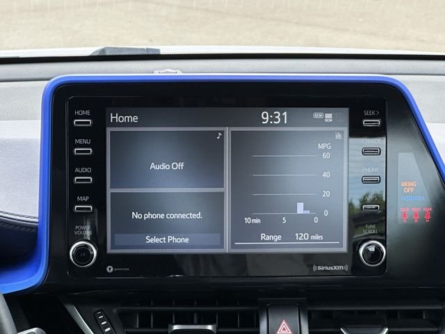 Used 2020 Silver Toyota XLE image 16