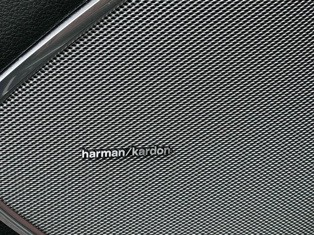 Used 2025 Diamond Black Crystal Pearlcoat Ram Laramie image 37