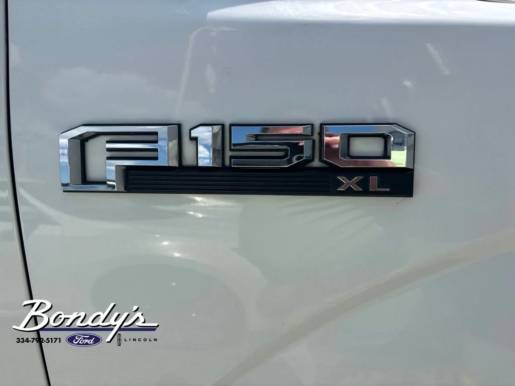 Used 2017 Oxford White Ford XL image 4