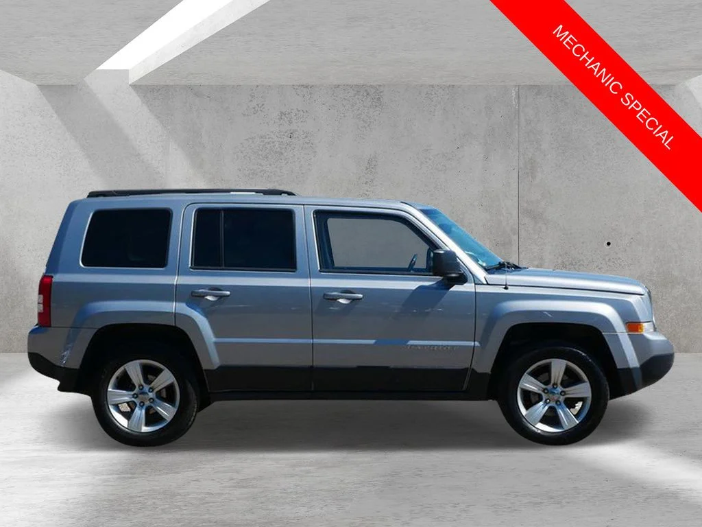 Used 2015 Jeep Patriot Latitude with VIN 1C4NJRFB9FD303523 for sale in White Bear Lake, Minnesota