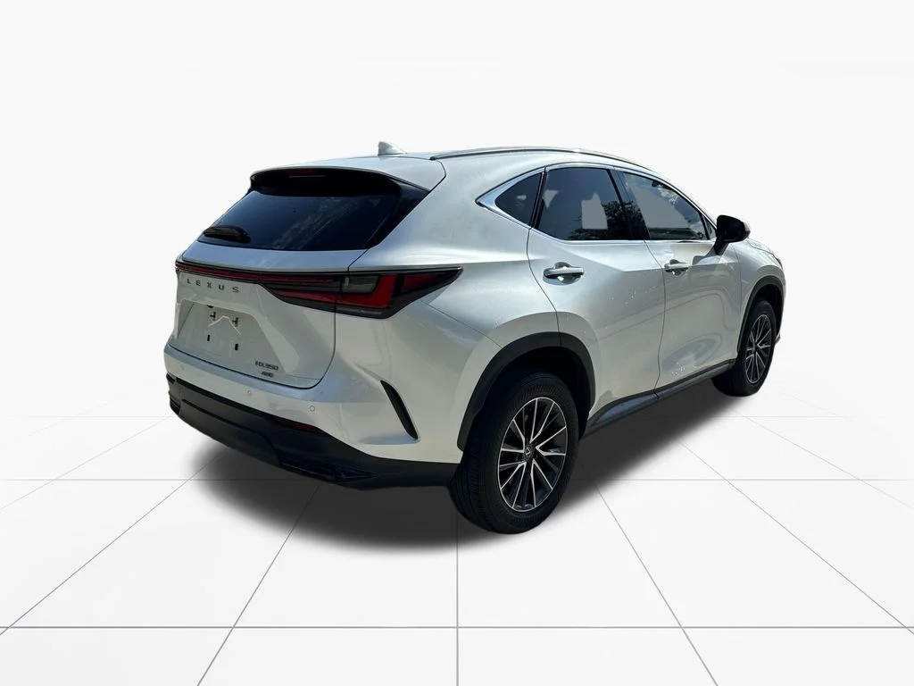 Used 2024 White Pearl Lexus 350 Premium image 8