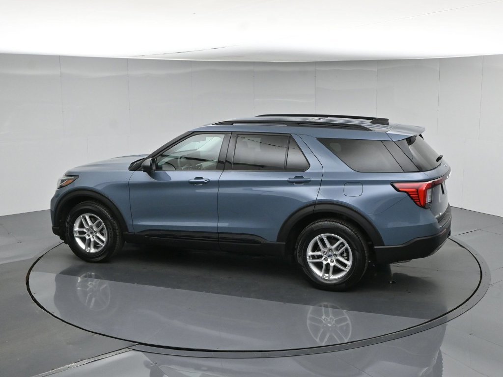 New 2026 Vapor Blue Metallic Ford Active image 54