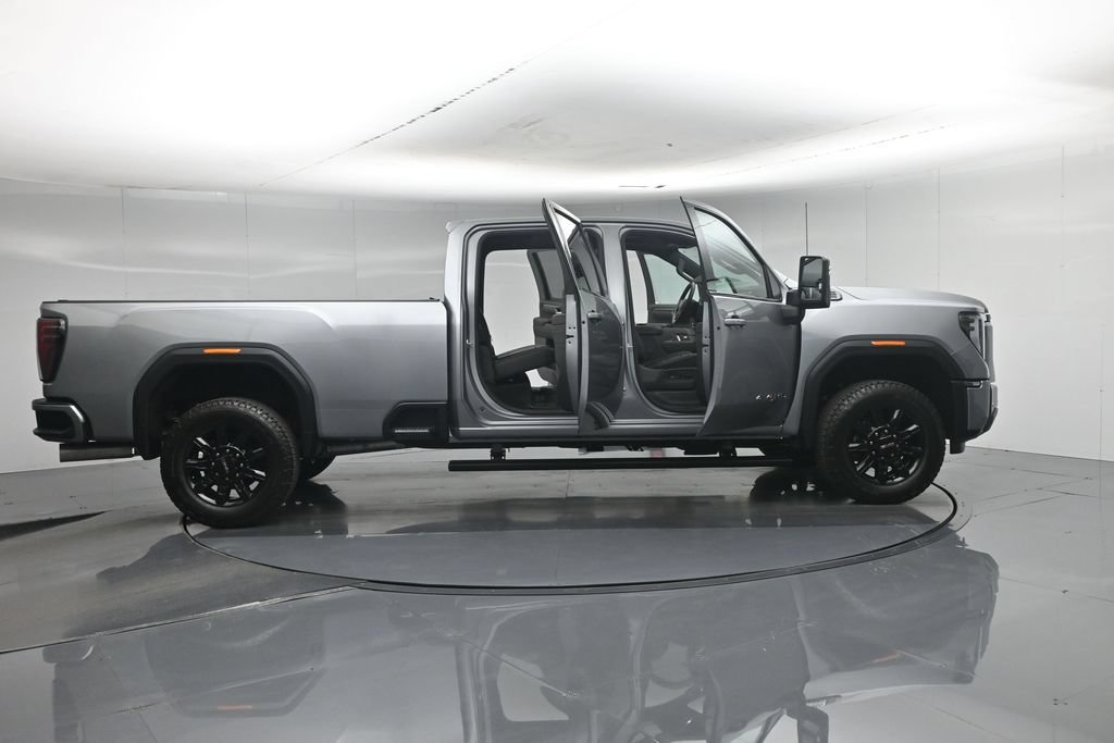 Used 2025 Silver GMC AT4 image 5