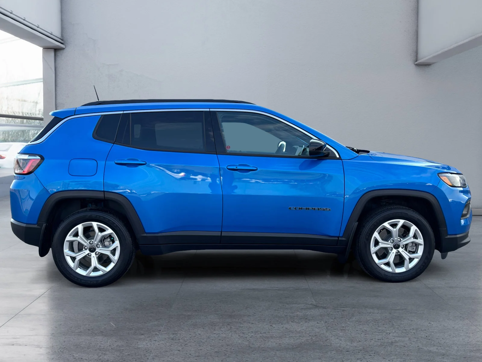 Used 2025 Blue Jeep North image 6