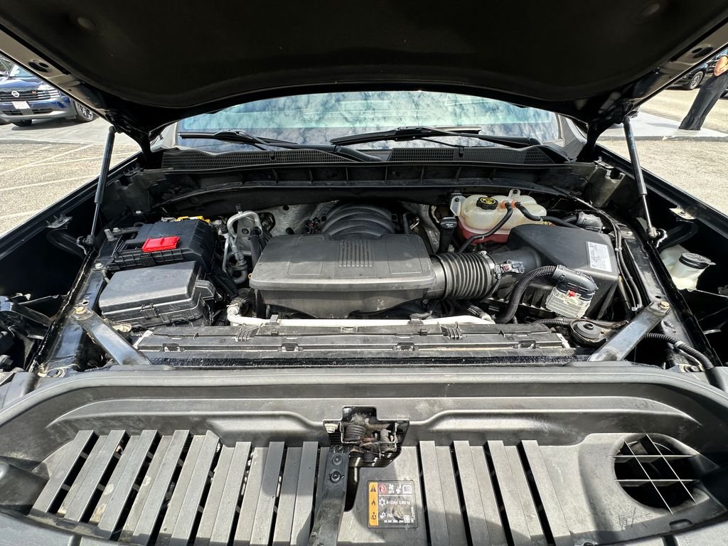 Used 2020 Black GMC AT4 image 29