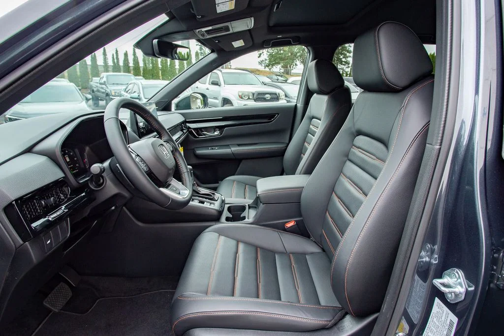 2026 Honda CR-V Sport Touring - Photo 28