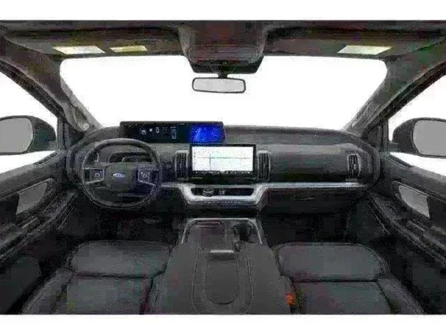New 2027 Star White Ford Platinum image 7