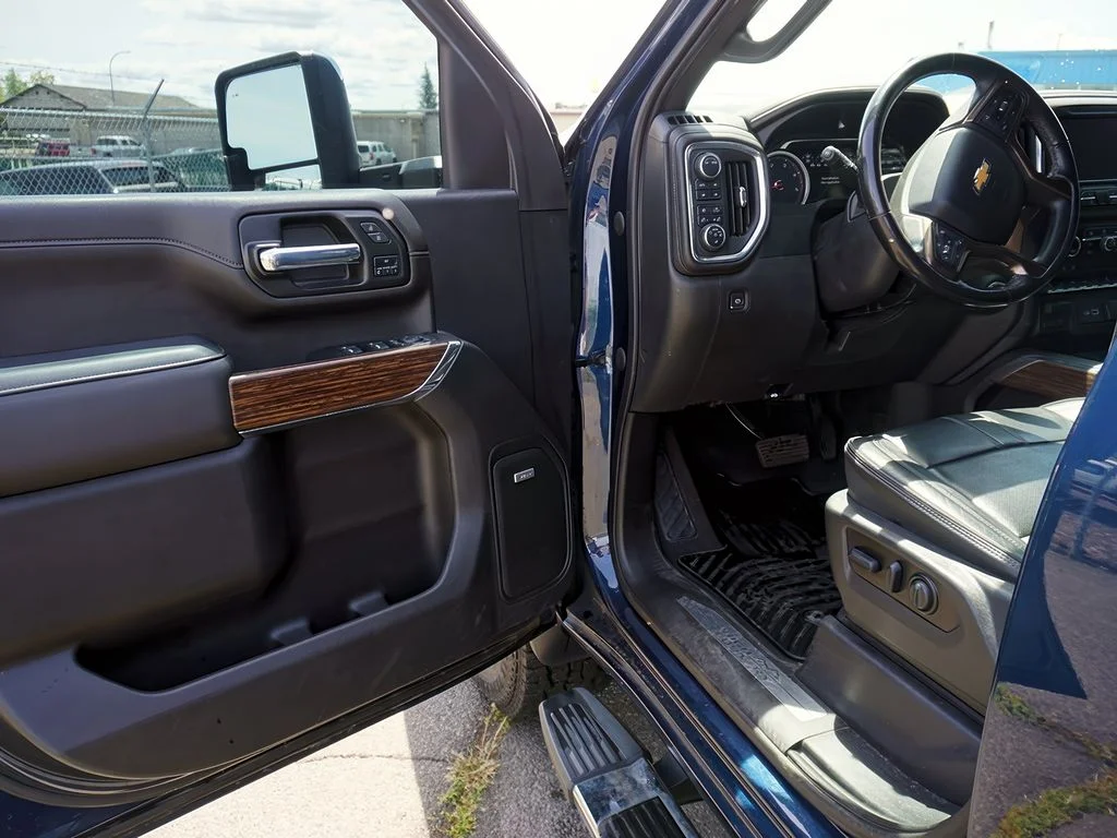 2022 Chevrolet Silverado 3500HD High Country - Photo 14