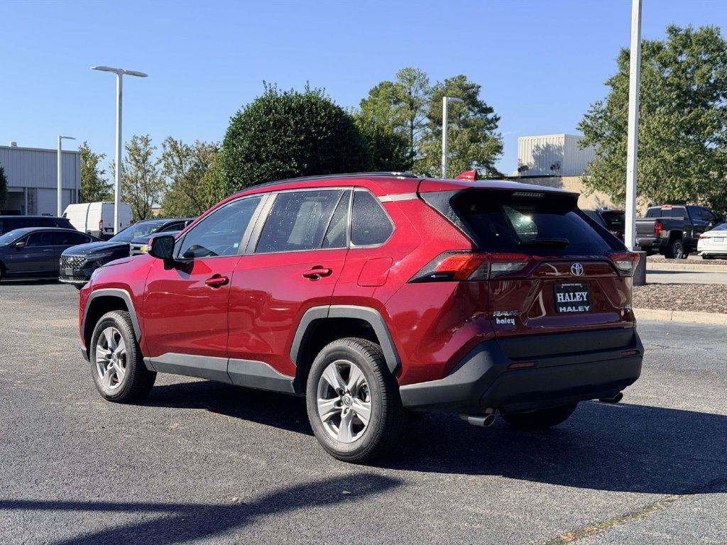 Used 2025 Red Toyota XLE image 4