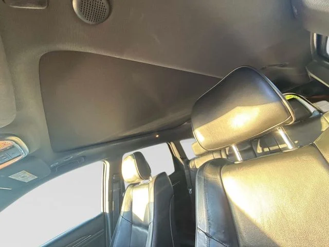 Used 2018 White Jeep Overland image 32