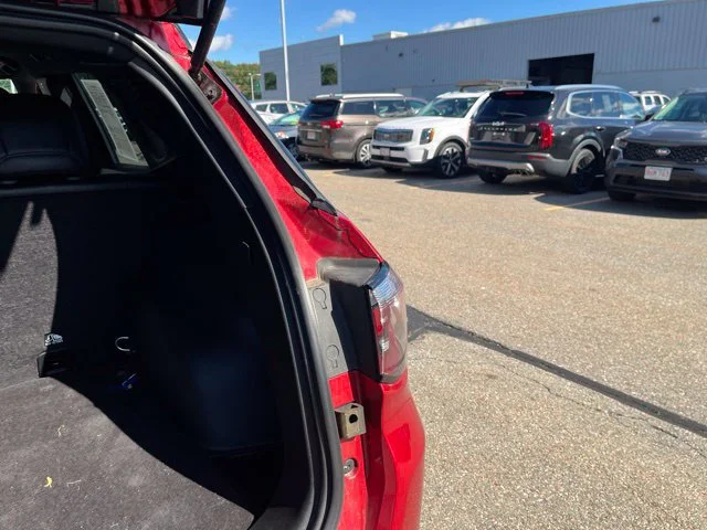 Used 2024 Red Hot Pearlcoat Jeep Trailhawk image 19