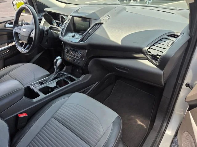 Certified Used 2019 Ingot Silver Ford SE image 19