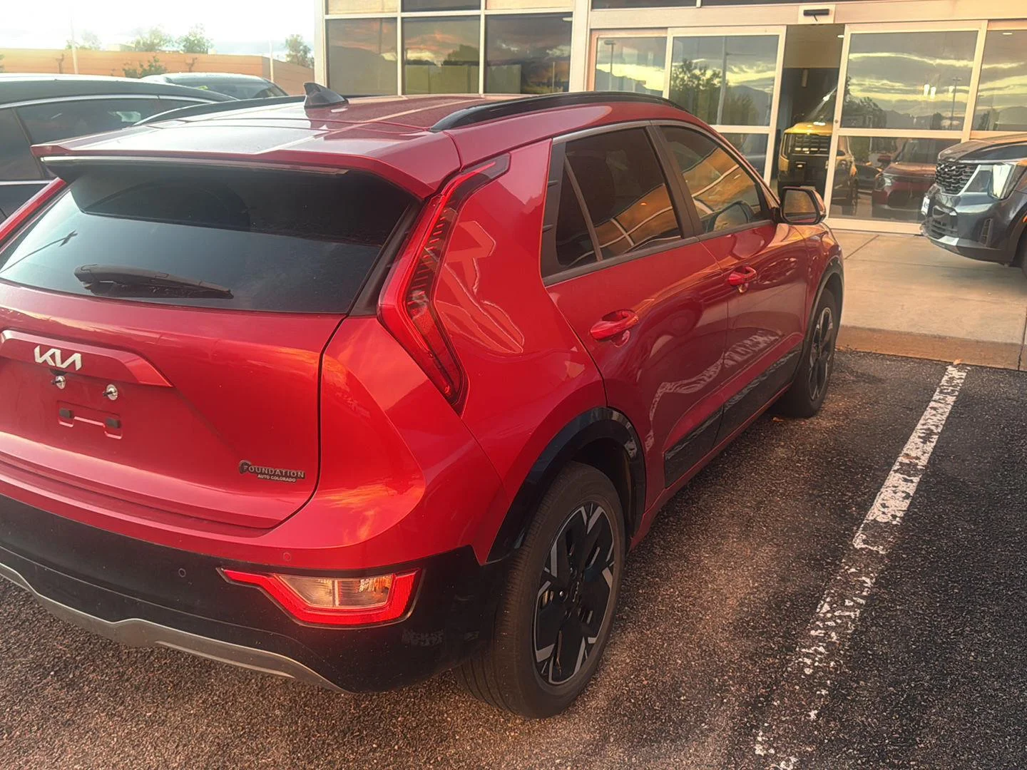 Certified Used 2023 Runway Red Kia Wind image 4