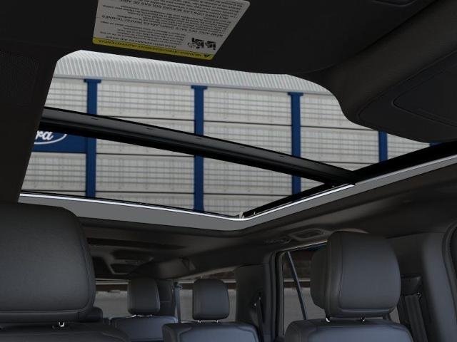 New 2026 Star White Metallic Tri-Coat Ford MAX Platinum® image 43