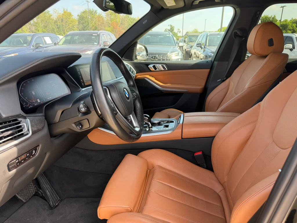 Used 2022 Jet Black BMW sDrive40i image 10