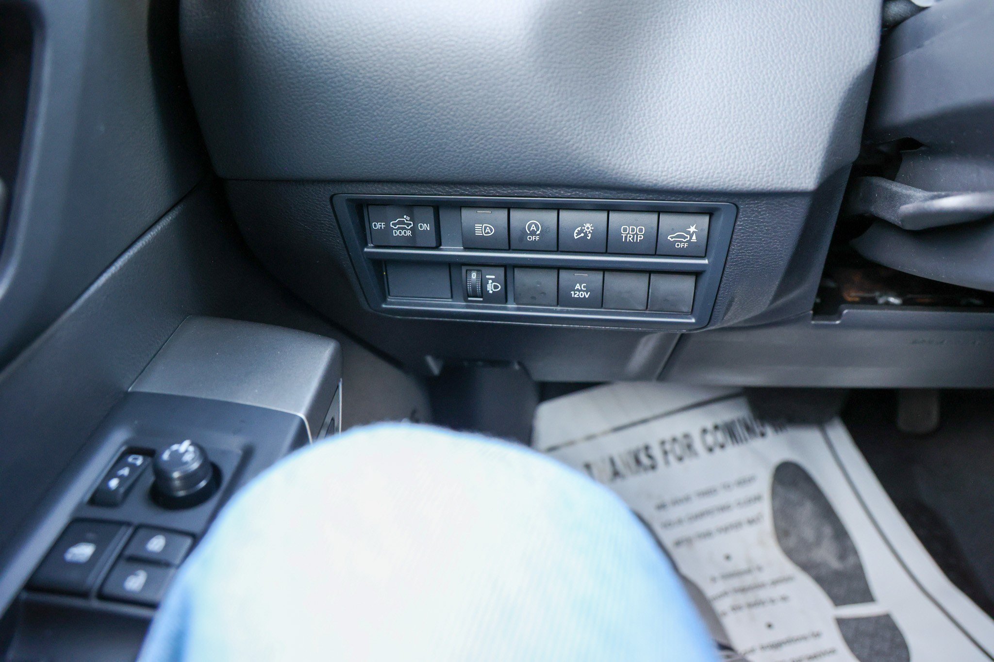 Used 2026 MAGNETIC GRAY MET Toyota Limited image 18