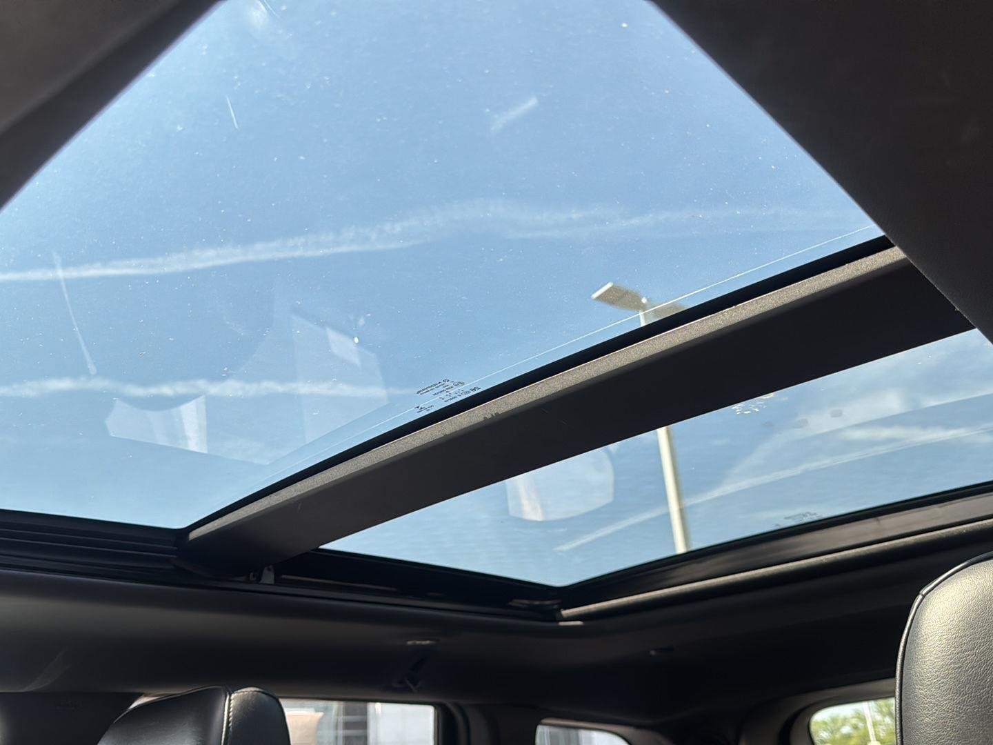 Used 2020 Bright White Clearcoat Jeep Limited image 12