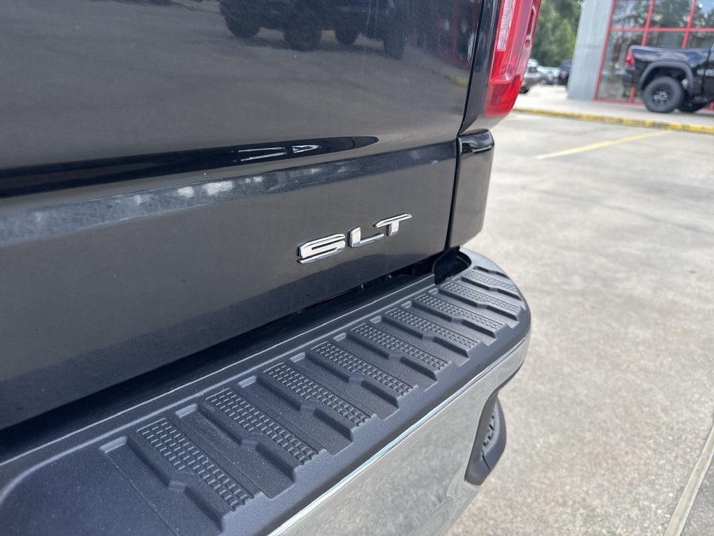 Used 2025 Black GMC SLT image 12