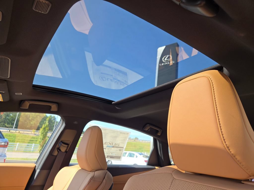 New 2026 Wavelength Lexus PREMIUM PLUS image 8
