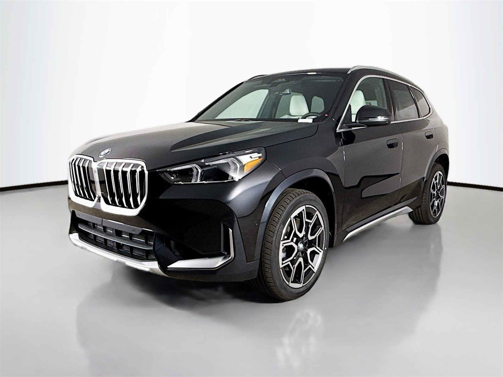 2026 Bmw X1 XDrive28i photo 2