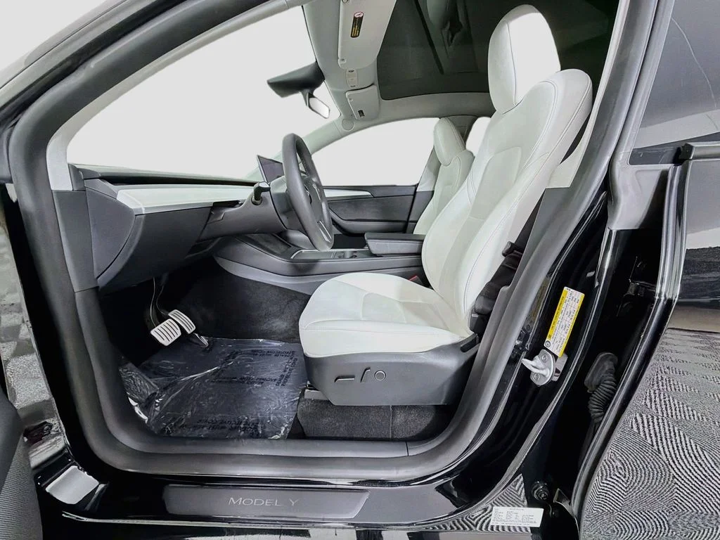 Used 2023 Black Tesla Performance image 20
