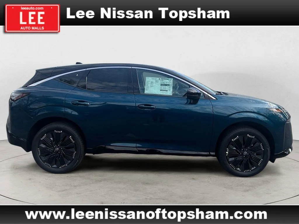New 2026 Aurora Blue Pearl Metallic/Super Black Nissan Platinum image 6