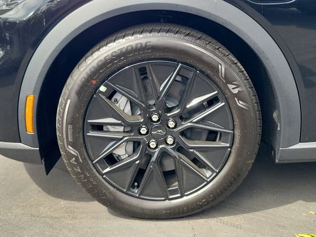 New 2026 Shadow Black Ford Select image 20