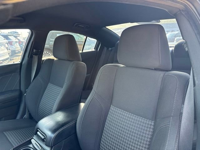 Used 2019 Blue Dodge SXT image 19