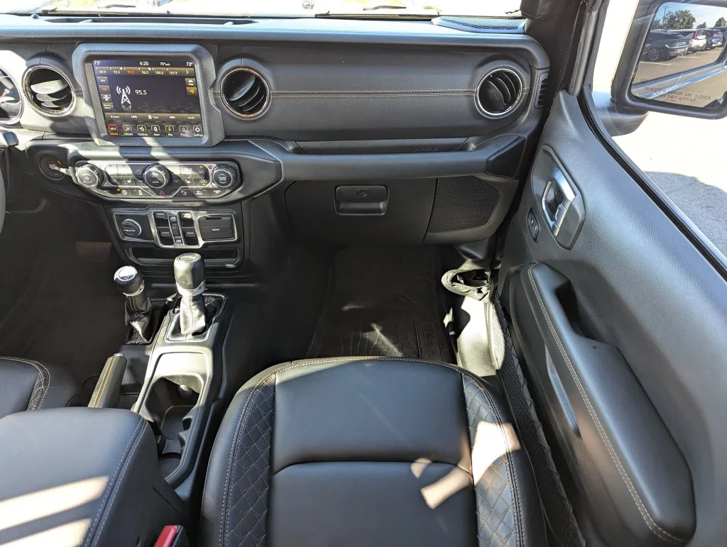 Used 2023 Black Jeep Overland image 16