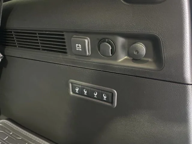New 2026 High Gloss Black Exterior Paint Jeep Grand Wagoneer image 7