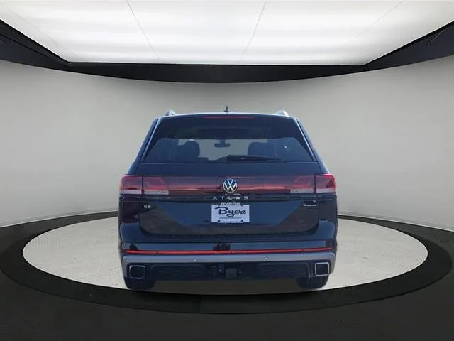 New 2026 Deep Black Pearl Volkswagen 2.0T Peak Edition image 6