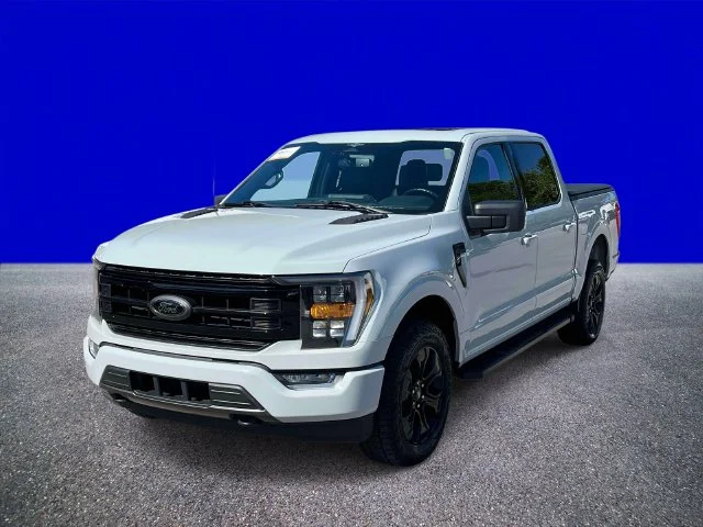 Used 2023 Avalanche Ford XLT image 7