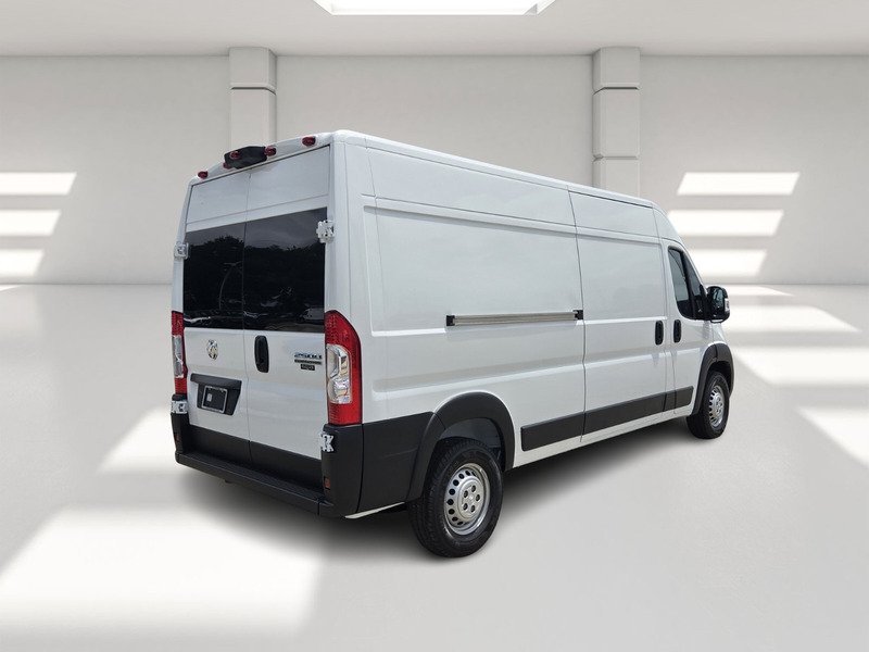 New 2026 Bright White Clear-Coat Exterior Paint RAM TRADESMAN 2500 HIGH ROOF 159" WB W/PASS SEAT image 5