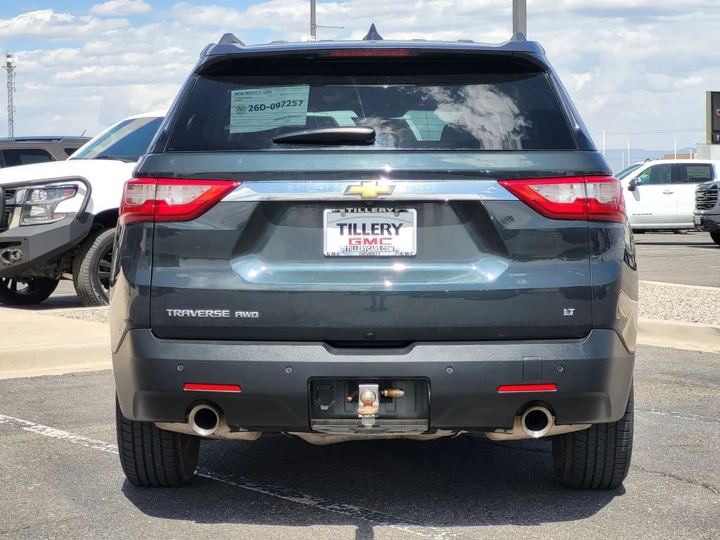 Used 2019 GRAPHITE METALLIC Chevrolet LT Cloth image 6
